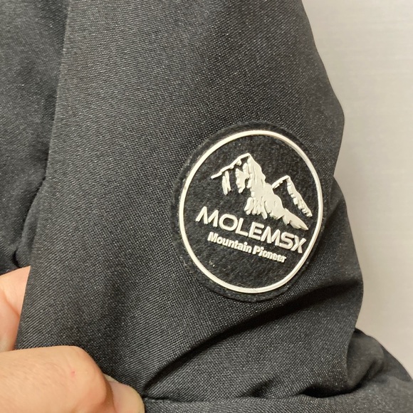 Women's Black Puffer Jacket with Faux Fur Hood - Picture 2 of 10